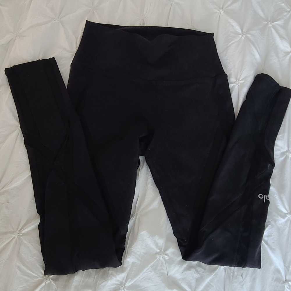 ALO Yoga Leggings w Mesh